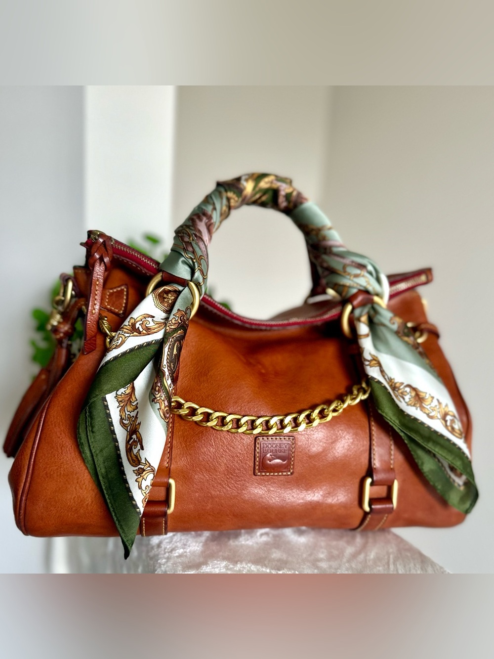 Dooney & Bourke Large Vintage Florentine Satchel - Picture 6 of 12